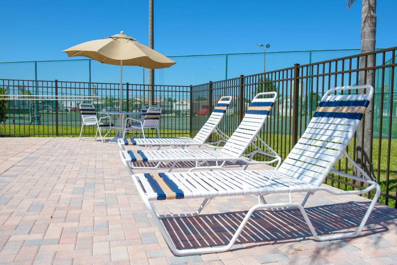 Majestic Oaks Rv Resort Zephyrhills Esterno foto
